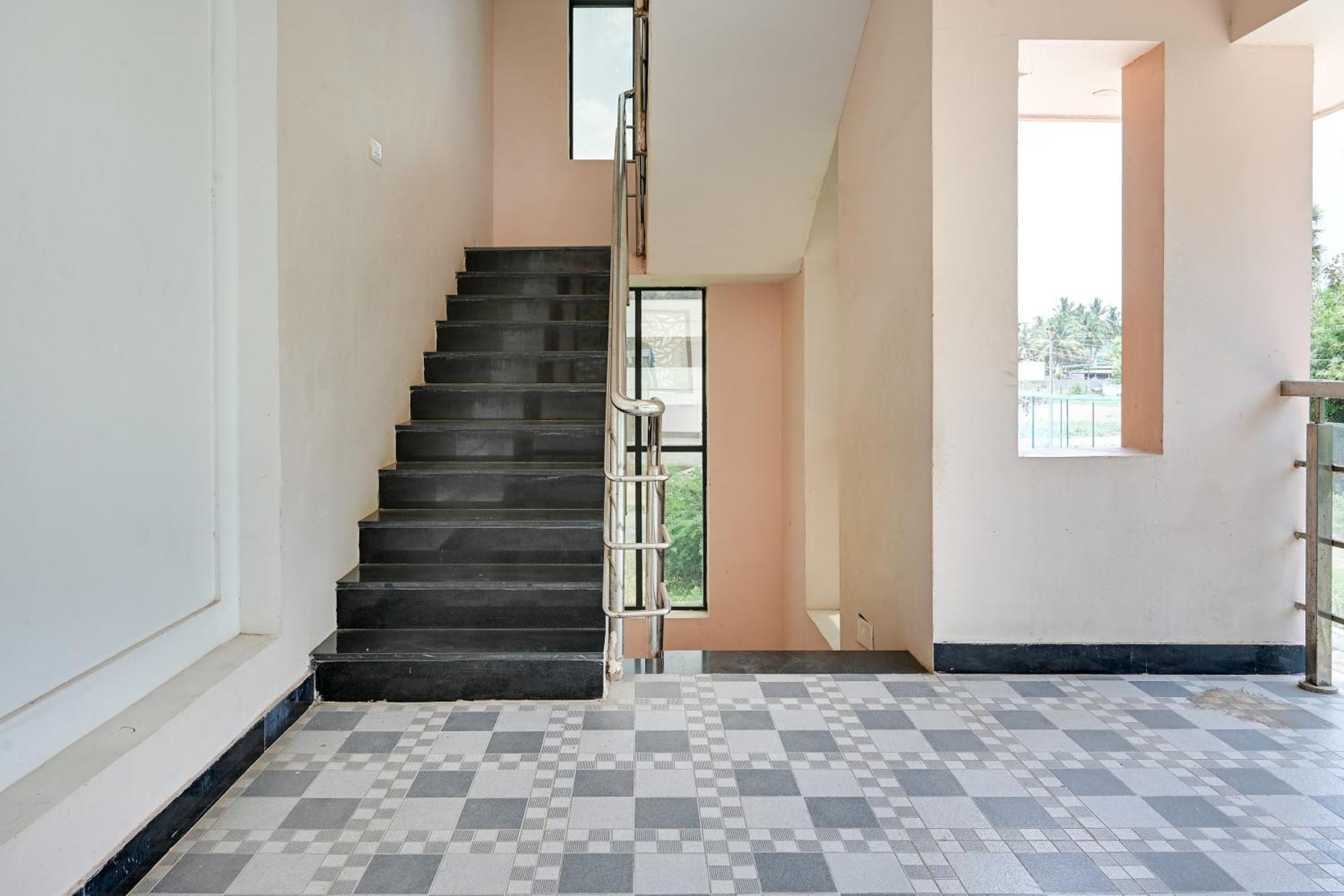 Hotel O Sharin Service Apartments Suramangalam Buitenkant foto